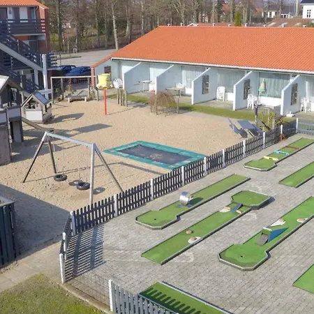 Cozy Furnished Holiday - With Views To The Sea *